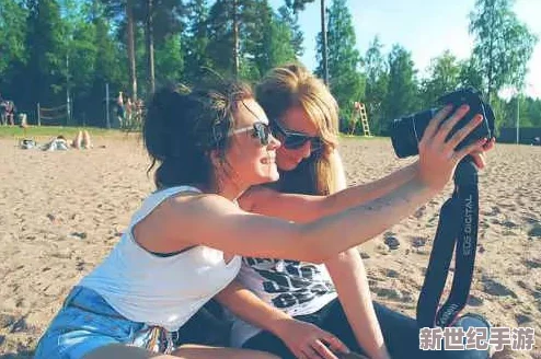 俄罗斯美女全捰体照网友纷纷表示欣赏其美丽与自信，同时也对这种展示方式引发了不同的看法和讨论